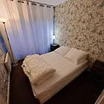 Large With Sea View شقة