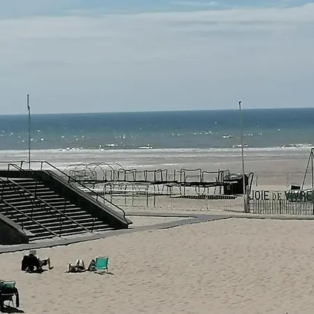 Large With Sea View Διαμέρισμα *