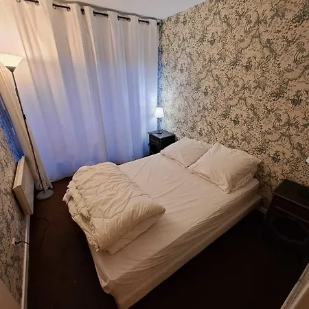 Large With Sea View Apartment