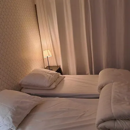 شقة Large With Sea View